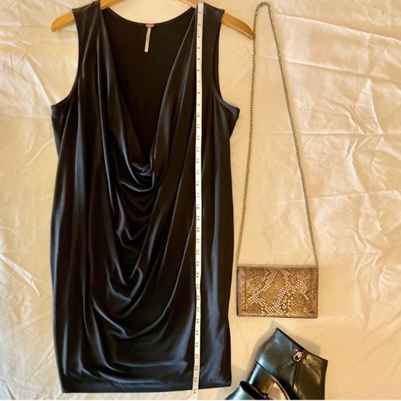 Free People “Pillow Talk” Plunging neckline Modal Mini Dress Med. - Picture 8 of 9